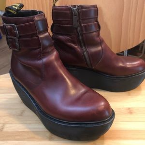 Discontin. Dr Martens Platform Caitlin Burgundy Red Zip Buckle US L 5/EU 36/UK 3
